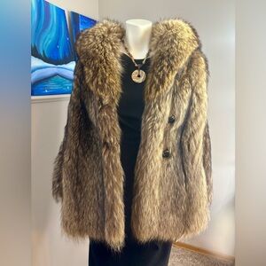 Luxurious Raccoon Fur Coat, Canadian-made, approx size S-M-L
